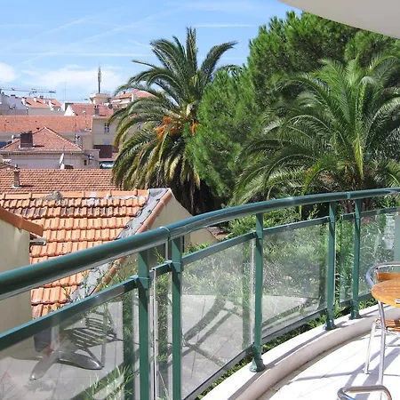 Montebello Apartment